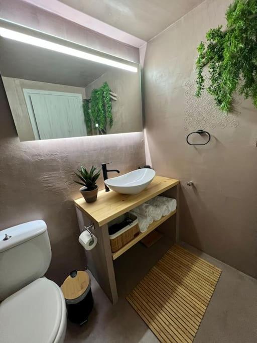 Lampsakou Suites 2-Bedroom House In โวโลส ภายนอก รูปภาพ